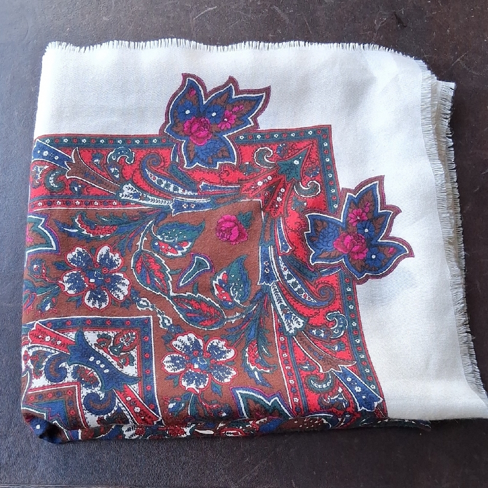 Elegant Runway Large Floral Paisley Square Scarf in Blue, White and Red. 46 x46"